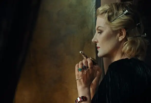 Рената Литвинова не приедет в Петербург со «Звездой вашего времени»