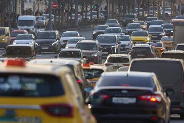 8‑балльные пробки образовались на дорогах Краснодара