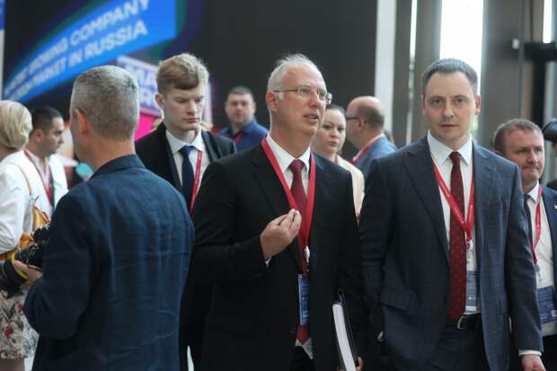 «Истерика и вой»: Дмитриев предрек панику в ЕС в связи с решением США по российской нефти