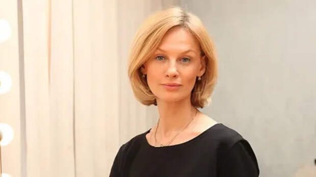 «За внучку принимали»: 18-летняя Юлия Ромашина вышла за 58-летнего артиста, но судьба приготовила ей вдовство и предательство с младенцем на руках