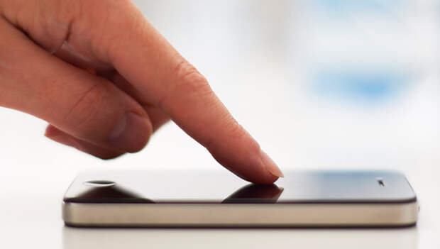 iPhone-with-Sapphire-Display-1