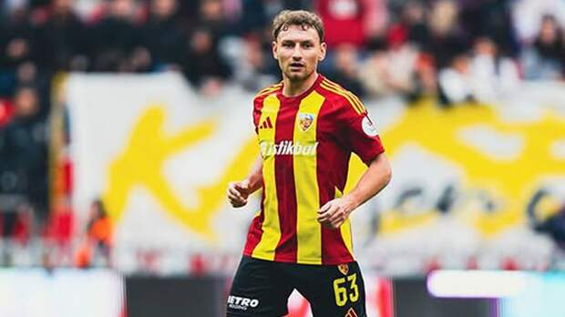 Экс-футболист ЦСКА — о Чалове: «Теперь не нужен никому бесплатно в РПЛ, да и даже в ПФЛ»