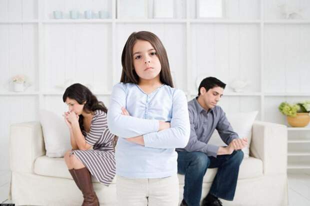 как оставить ребенка с отцом при разводе