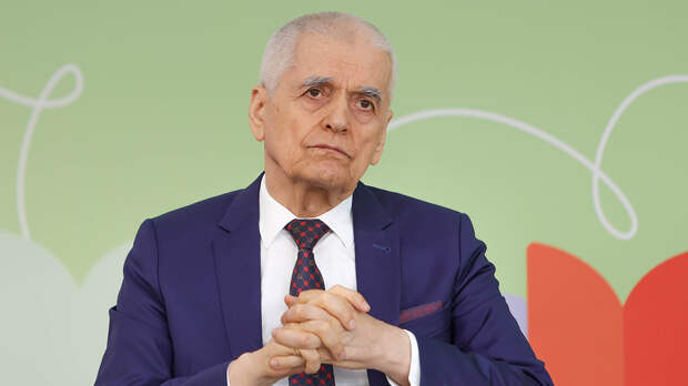 Онищенко: всплеск алкогольных психозов в России связан с сезоном депрессий