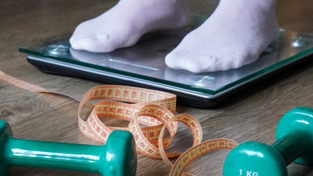 Победа над «пищевым шумом»: назван способ похудеть без инъекций и жестких диет