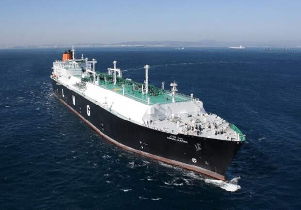 Уже третий танкер: Россия заливает США своим сжиженным газом