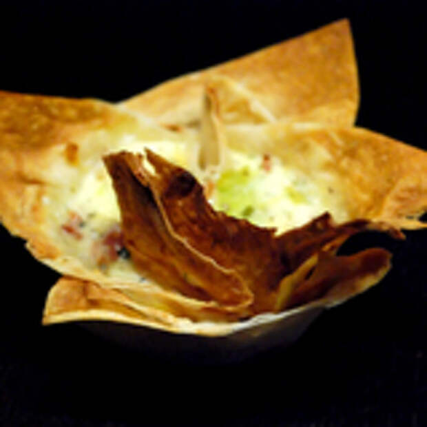 Тарталетки из лаваша с омлетом