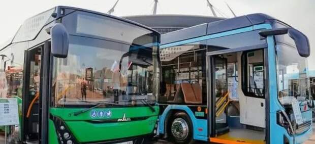 Жители Петербурга активно переходят на цифровой способ оплаты проезда в