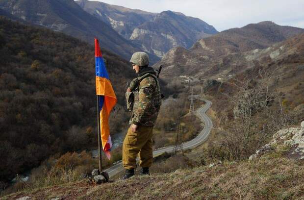 «Карабахский вопрос»: в Ереване надеются на РФ и реанимацию Минской группы