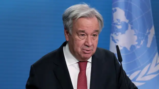 Генсек ООН вакцинировался от коронавируса
