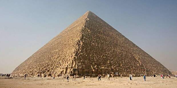 Эта самая большая из всех пирамид высотой 146 метров вплоть до Средневековья была самой крупной искусственной структурой на Земле археолог, археология, история, пирамида, факты, хеопс