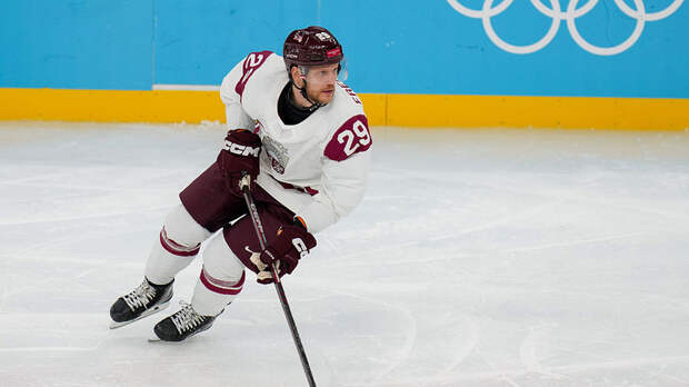 Латвийский экс-игрок КХЛ выступил резко против возвращения России на соревнования