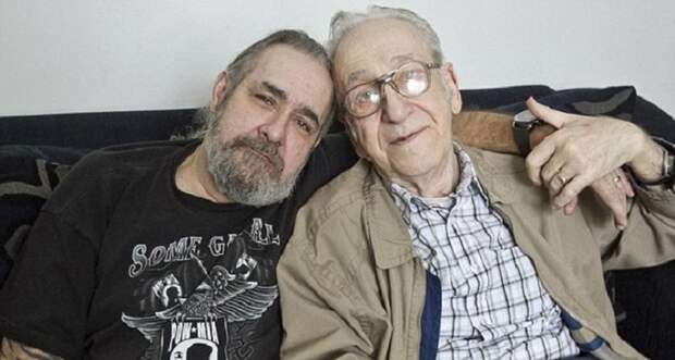 Старик нашел письмо, написанное бывшей возлюбленной почти 60 лет назад. В нем говорилось о сыне