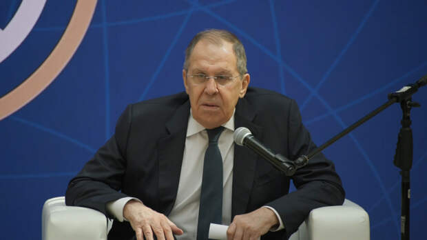Лавров: на Западе замышляют создание антироссийского блока с участием Киева