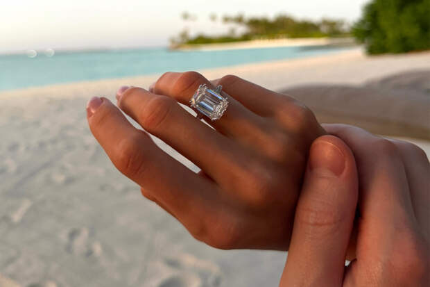 Бывшая возлюбленная Тимати объявила о помолвке