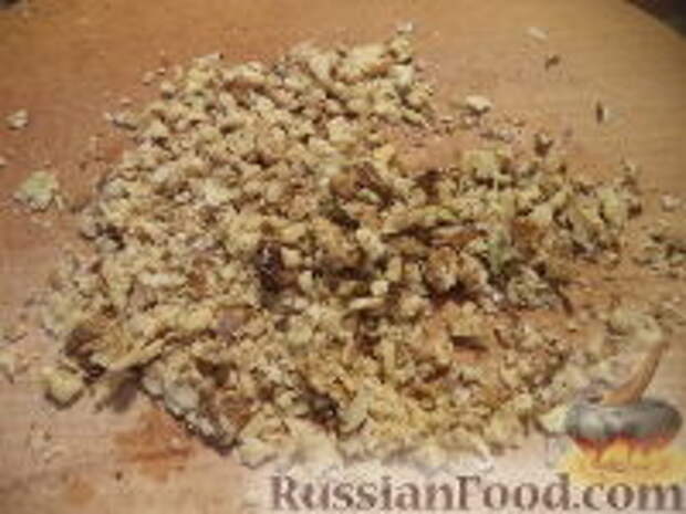 Фото приготовления рецепта: Шарики на кефире с ореховой начинкой - шаг №7