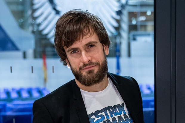 Петр Верзилов рассказал, что его допросили по «московскому делу»