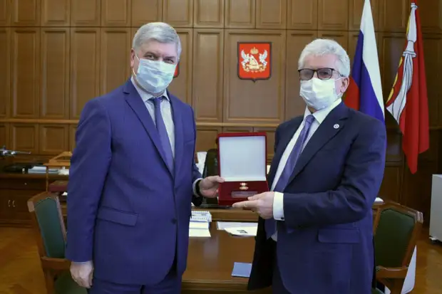 Директор НВ АЭС отмечен Почетным знаком Воронежской области