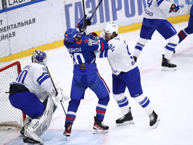 Сухо и неприятно. «Динамо» уступает СКА