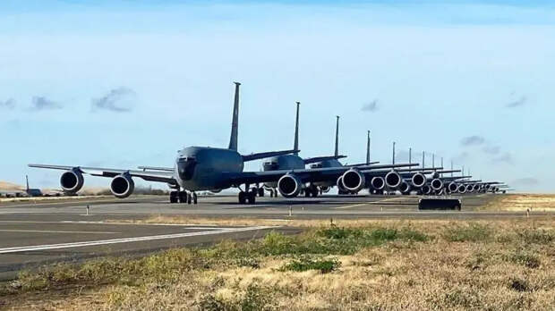 Активность США указывает на подготовку удара по Ирану