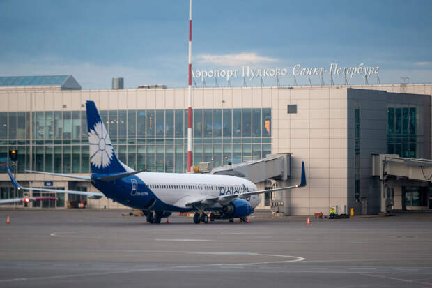 В аэропорту Петербурга Пулково ввели ограничения на полеты