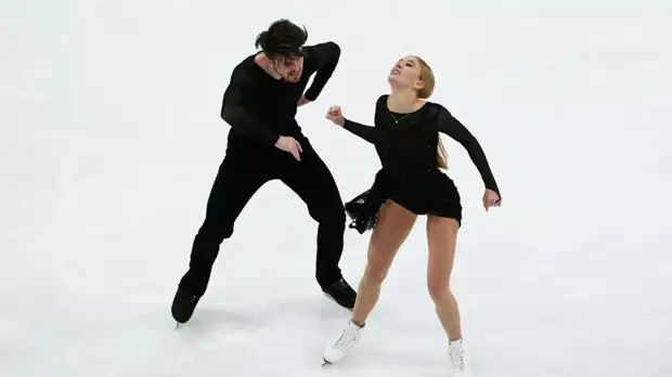 Тренер Степановой и Букина рассказал о первом официальном старте танцевальной пары