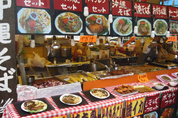Восемь вещей, которые нужно сделать в Токио: Познать мир уличной еды