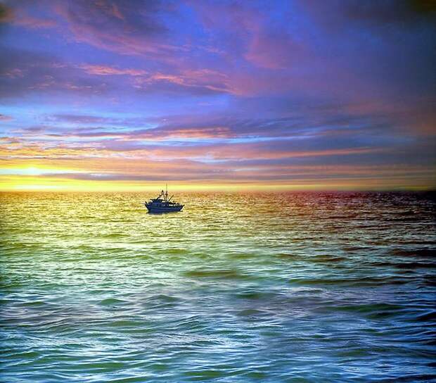 Рассвет над морем Рассвет над морем