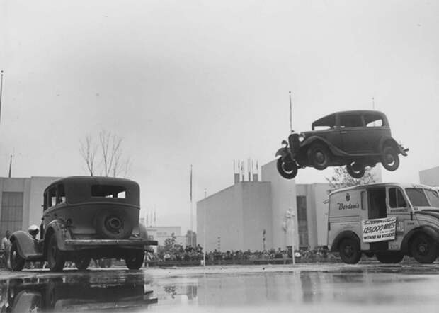 Каскадеры-шоумены и их летающие машины, фотографии 1930-1940 годов