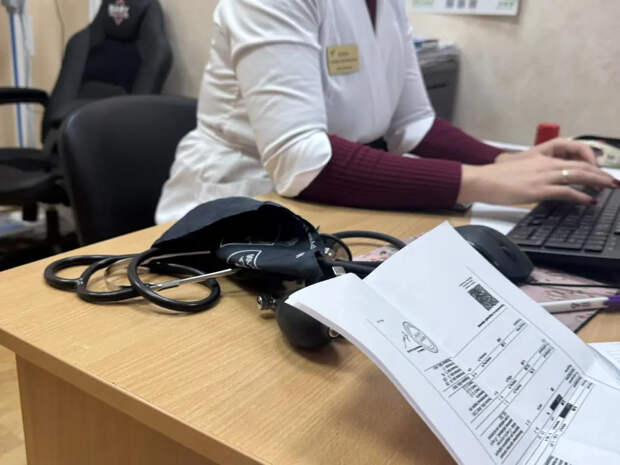 Ваша походка вас обманывает: хирург назвал три скрытые причины, почему таз «едет» и рушатся суставы