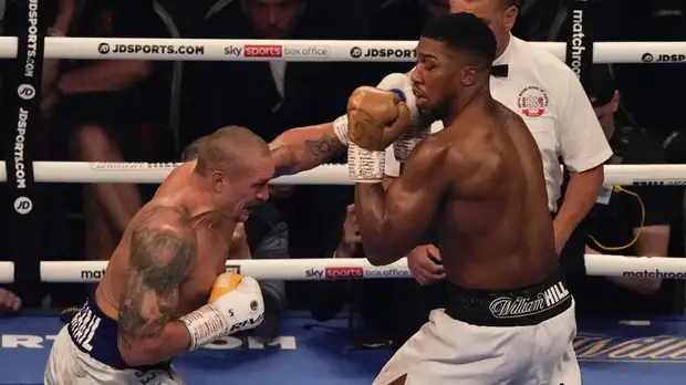 Экс-чемпион мира оценил шансы Джошуа в бое-реванше с Усиком