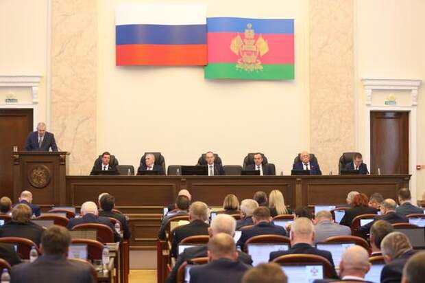 Депутаты ЗСК увеличили расходы краевого бюджета на 31,1 млрд рублей