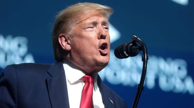 Трамп заставил должных лиц отчитываться о контактах с НЛО