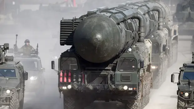 Рост числа ракет, новые беспилотники и проблемы аутсорсинга: Шойгу рассказал о перевооружении российской армии