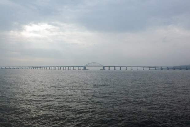 Досмотровых комплексов на Крымском мосту в майские праздники станет больше