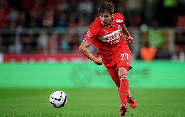 За Дмитриевым следят «Порту» и «Бенфика»: «Сейчас рассматривают, насколько сделка будет выгодна экономически»