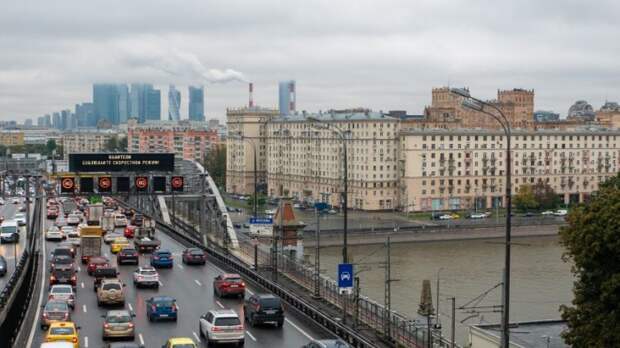 Москва в субботу окажется в центре антициклона, будет облачно и прохладно