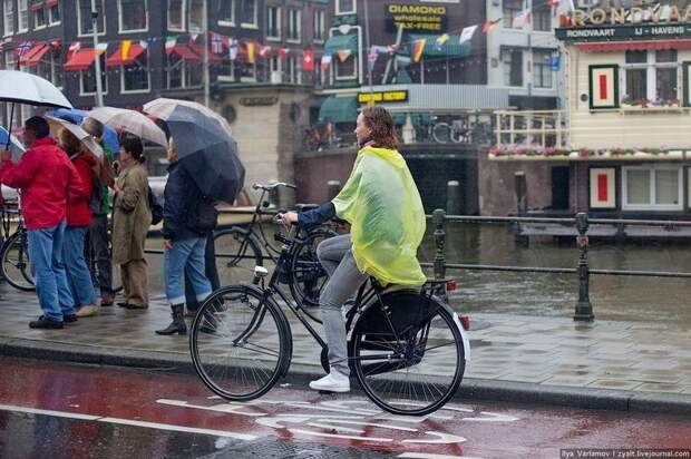 amsterdam-bicycles-7[2]