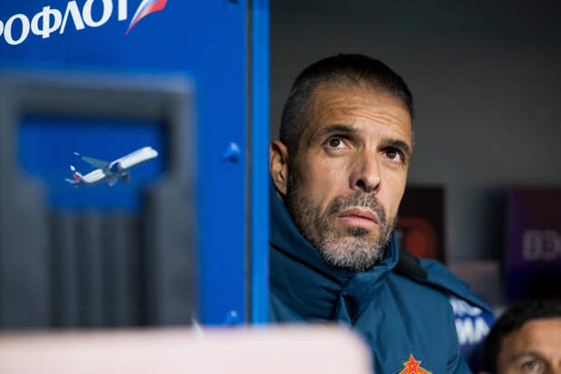 «Заморские тренеры просто рубят бабки»: Овчинников высказался о главном тренере ЦСКА