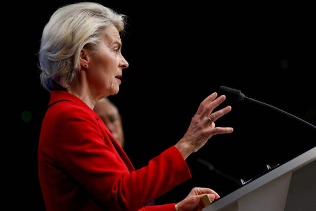 В Госдуме фон дер Ляйен обвинили в «надувании щек»