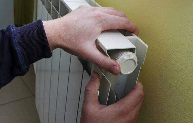 "Жители замерзают": в домах в селе Новоселебном Киреевского района Тульской области отключили электричество