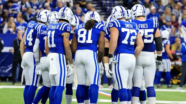 Colts Huddle