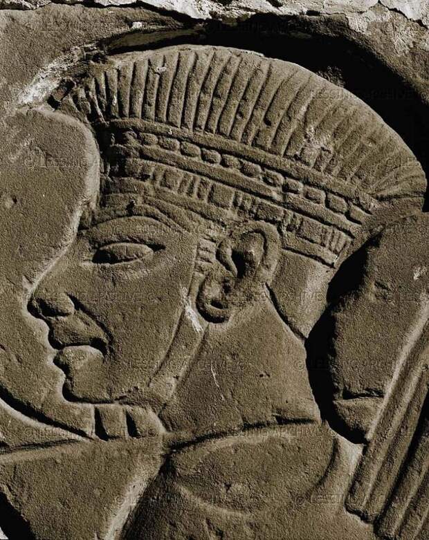 Филистимский воин, изображенный на стенах Луксорского храма в Египте, ок. XII века до н.э.
