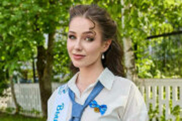 Шоу-бизнес: Как дочь поделила наследство Юлии Началовой с её любовником и живет через 6 лет после смерти мамы