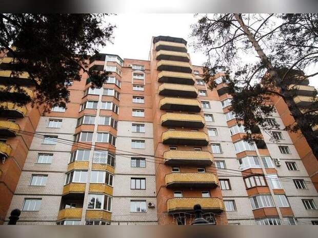 В Чите управляющую компанию лишили лицензии из-за задолженности