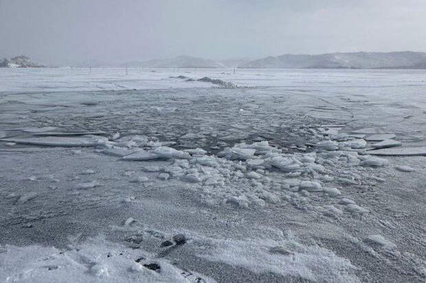 Перевозчик провалившихся под лед Байкала туристов из КНР не был зарегистрирован