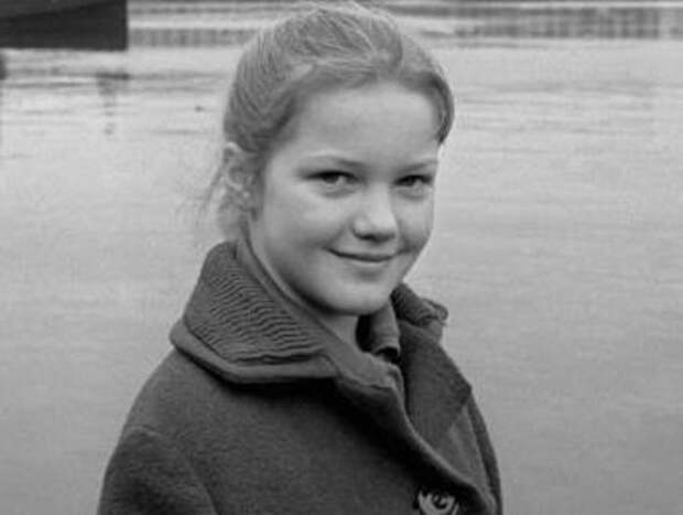 Лена Проклова в школьные годы | Фото: biography-life.ru Лена Проклова в школьные годы | Фото: biography-life.ru