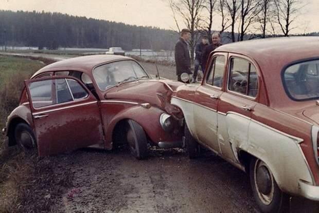 Картинки по запросу Встретились...авто и мото автоюмор