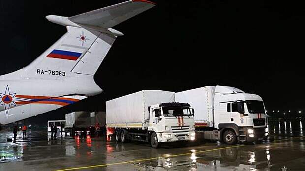 Самолет МЧС России доставит еще 15 тонн гумпомощи населению Газы