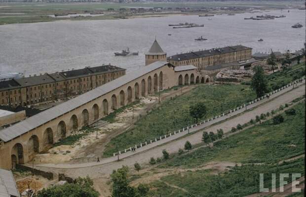 Путешествие Говарда Сохурека по Волге в 1958 году